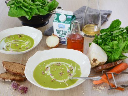 Blattsalat-Buttermilch-Suppe